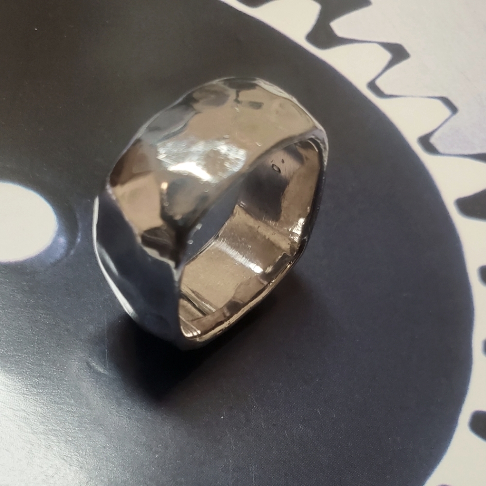 Mens Hammered texture Sterling Silver Band